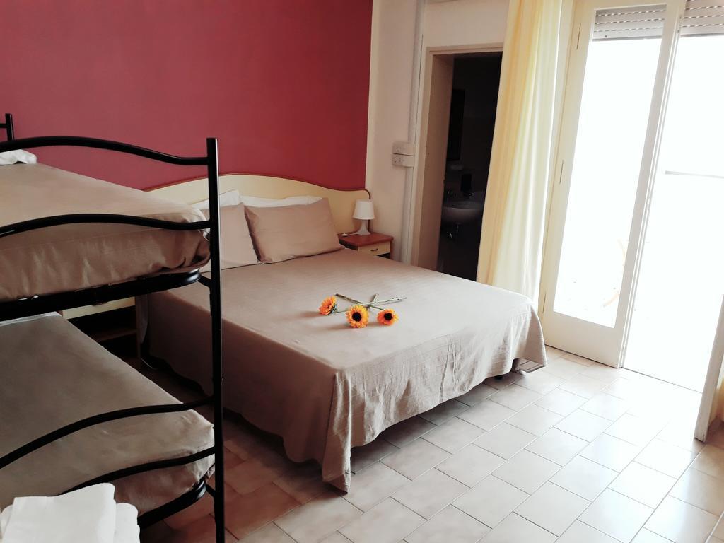 Hotel Helvetia Milano Marittima Exteriör bild