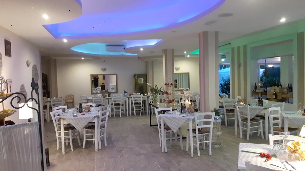 Hotel Helvetia Milano Marittima Exteriör bild